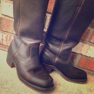 Vintage Frye Dark Brown “campus” boot